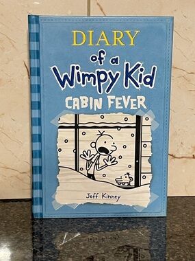 Diary of a Wimpy Kid: Cabin Fever - Blue Kids Hardcover Book